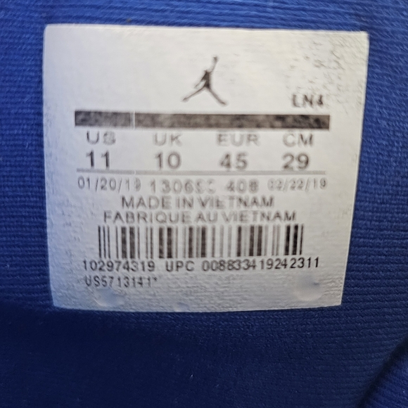 Jordan 12 Retro Blue/Gold Velvet Sneakers Men’s 11 Rare 2019 Vintage Release - Picture 14 of 14